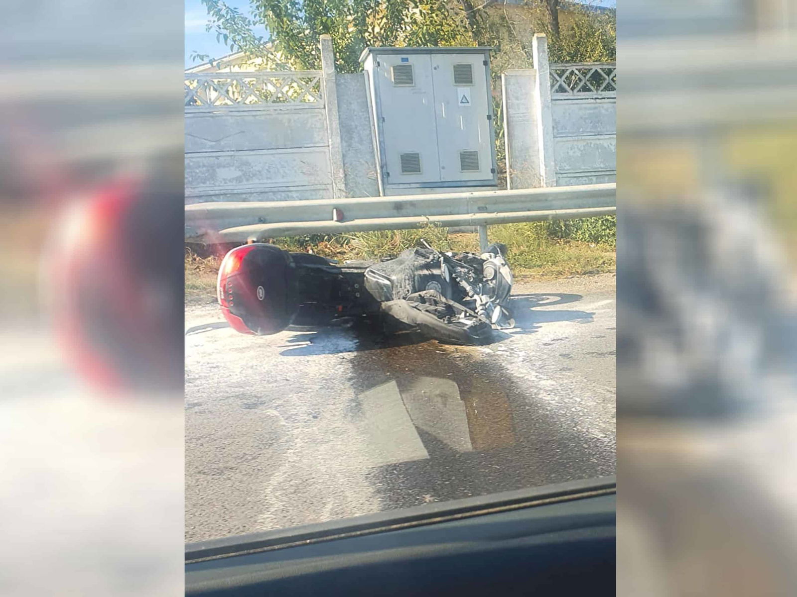 O motocicletă a ars într un accident rutier la Mangalia Motociclistul